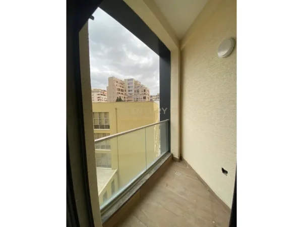 Tirane, jepet me qera apartament 2+1+Ballkon Kati 4, 100 m² 1.500 € 