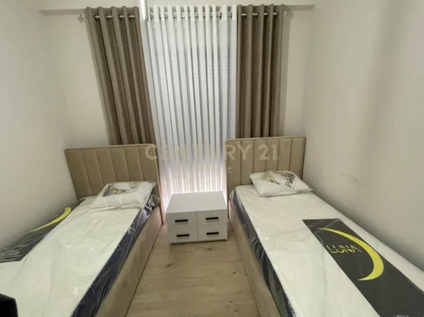 Tirane, jepet me qera apartament 2+1+Ballkon Kati 4, 100 m² 1.500 € 