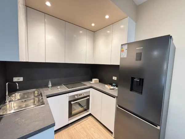 Tirane, jap me qera apartament 2+1+Ballkon Kati 2, 97 m² 1.400 € 