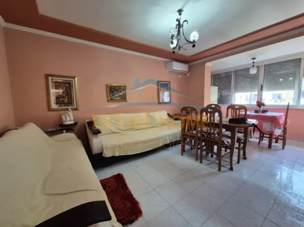 Tirane, jepet me qera apartament 1+1 Kati 5, 63 m² 470 € (21 DHJETORI)