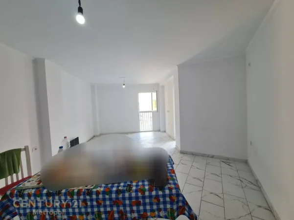 Tirane, shitet apartament 1+1+Ballkon Kati 5, 74 m² 162.800 €