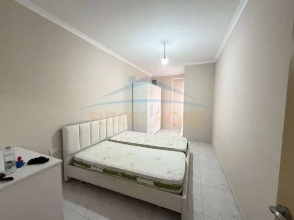 Tirane, shitet apartament 2+1+Ballkon Kati 6, 90 m² 155.000 € (Unaza e Re)