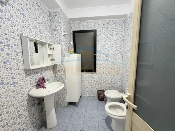 Tirane, shitet apartament 2+1+Ballkon Kati 6, 90 m² 155.000 € (Unaza e Re)