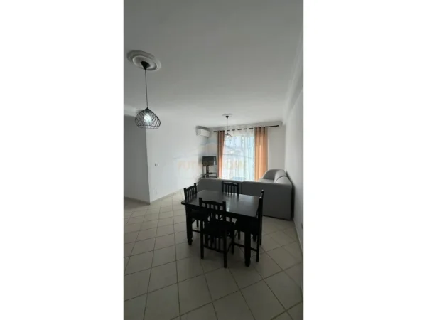 Tirane, shitet apartament 2+1 Kati 8, 103 m² 158.000 € (UNAZA E RE)