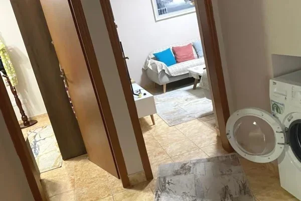 Tirane, shitet apartament 2+1 Kati 3, 62 m² 100.000 € (kombinat)
