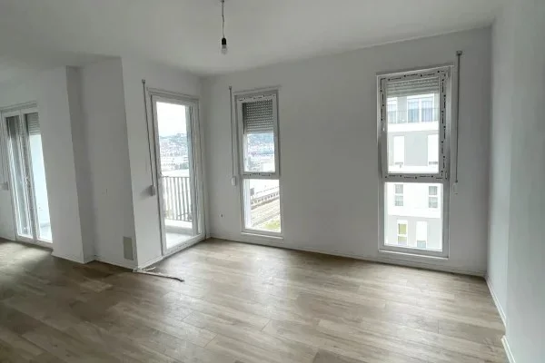 Tirane, shitet apartament 2+1+Aneks+Ballkon Kati 7, 109 m² 134.000 € (qtu , kompleksi univers city)