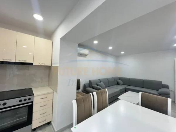 Tirane, jepet me qera apartament 2+1 Kati 2, 60 m² 630 € (OXHAKU)