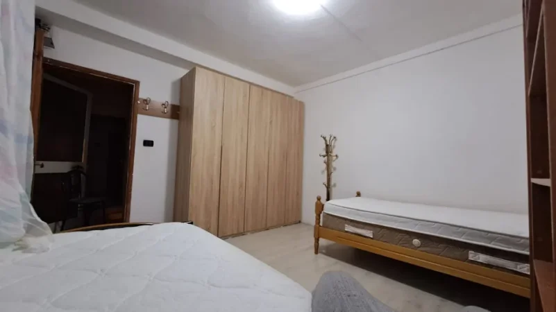 Tirane, jepet me qera Vile 2+1 Kati 0, 70 m² 450 € (Rr Kongresi i Lushnjes)