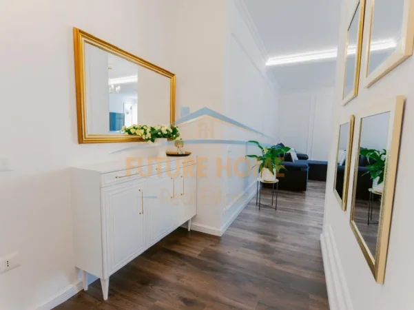 Tirane, jepet me qera apartament 1+1+Ballkon Kati 9, 70 m² 620 € (Kodra e Diellit)