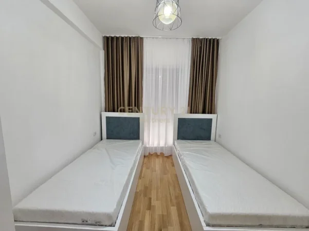 Tirane, jepet me qera apartament 2+1 Kati 1, 110 m² 850 € (kodra e diellit)