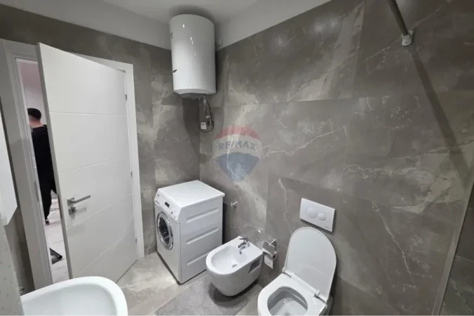 Tirane, jepet me qera 1+1 , 70 m² (Rruga Dritan Hoxha)