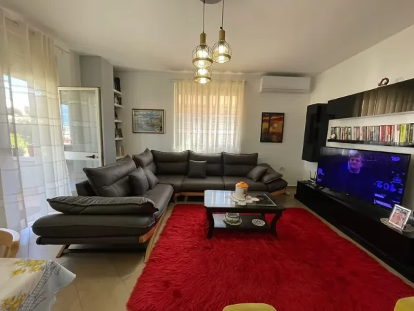 Tirane, shitet apartament 2+1 Kati 6, 140 m² 210.000 € (Kodra e Diellit)