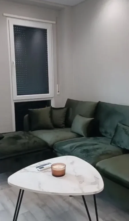 Tirane, jepet me qera apartament 1+1 Kati 3, 65 m² 600 € (Don Bosko)