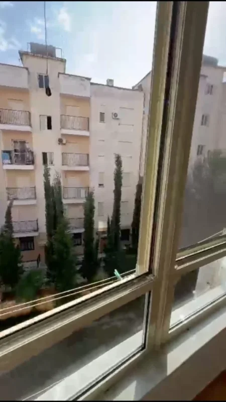 Durres, jepet me qera apartament 2+1 Kati 3, 40 m² 300 € (Golem)