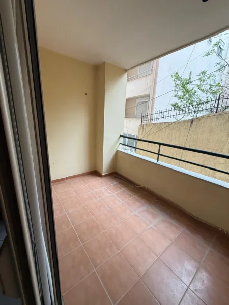 Sarande, shitet apartament duplex 1+1+Ballkon Kati 1, 40 m² 85.000 € 
