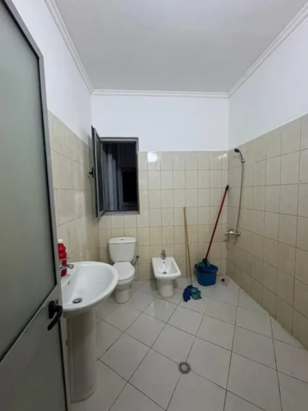 Tirane, shitet apartament+verande | Penthouse 1+1 , 118 m² 98.000 € (Rruga Thesarit)