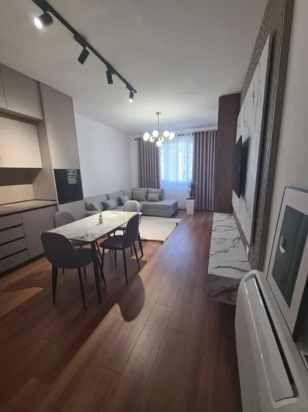Tirane, jepet me qera 1+1 , 🏡 Jepet me qira apartament 1+1    📍 Adresa: Rruga Drago Siliqi, tek Shkolla Osman Myderizi