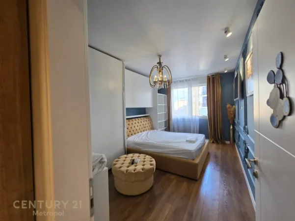 Tirane, jepet me qera apartament 1+1+Ballkon Kati 4, 75 m² 850 €