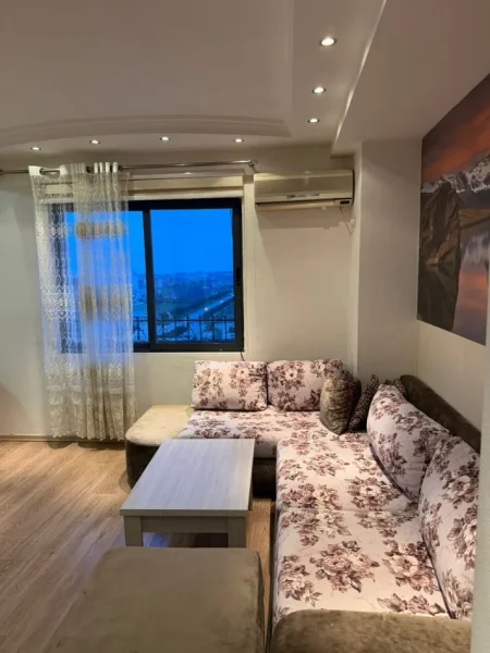 Tirane, jepet me qera apartament 2+1 Kati 10, 71 m² 550 € (Rruga Karl Gega)