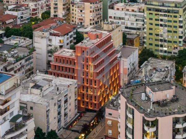 shitet apartament , 171 m² 690.000 € (Apartament 3+1 per shitje ne Bllok Prane Lsi)