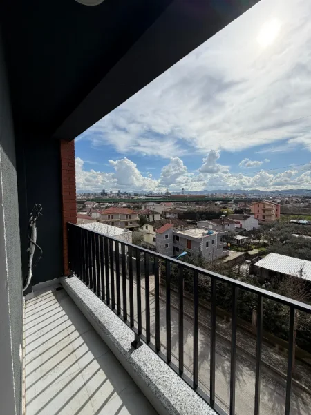 Tirane, shitet apartament 1+1+Ballkon Kati 3, 70 m² 83.600 € (Apartament 1+1 Per Shitje Paskuqan Me Hipoteke Crest Residence)