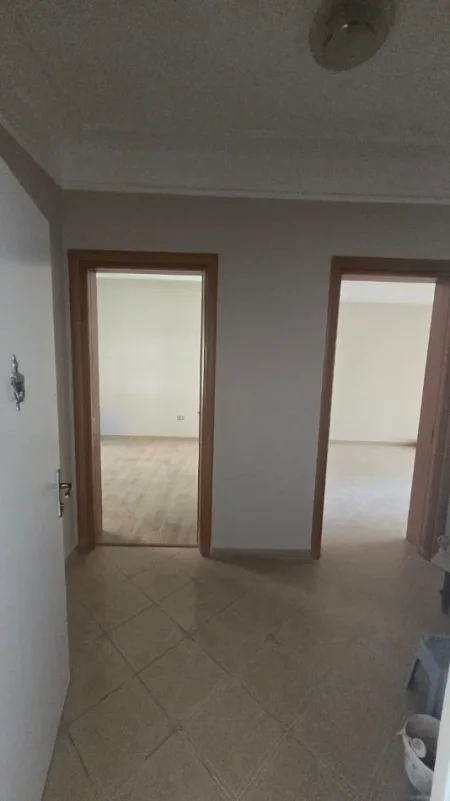Tirane, shitet apartament 2+1 Kati 3, 68 m² 160.000 € (21 Dhjetori)