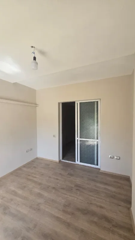 Tirane, shitet apartament 2+1 Kati 3, 68 m² 160.000 € (21 Dhjetori)