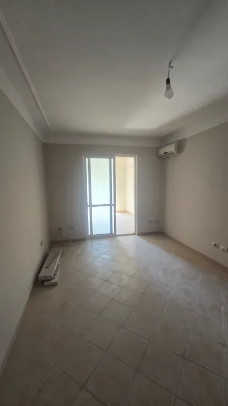 Tirane, shitet apartament 2+1 Kati 3, 68 m² 160.000 € (21 Dhjetori)
