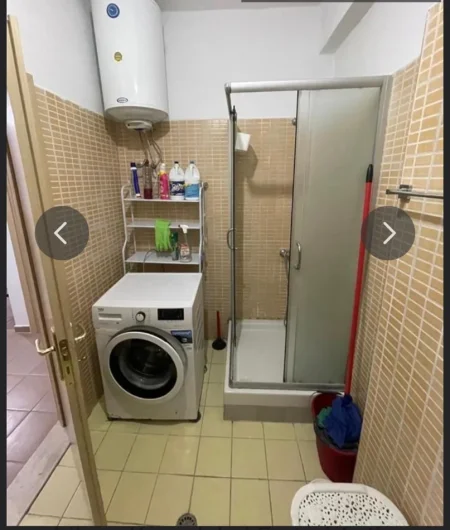 Tirane, jepet me qera apartament 1+1+Ballkon Kati 7, 60 m² 420 € (Kompleksi Fratari)