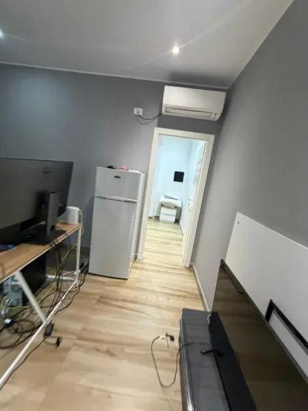 Tirane, shitet apartament 1+1 Kati 1, 33 m² 80.000 € 