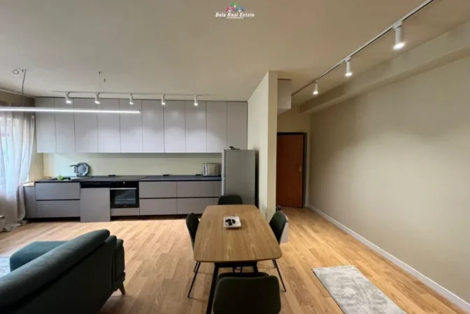 Tirane, jepet me qera apartament 2+1 Kati 2, 100 m² 1.100 € (Rruga e Durresit)