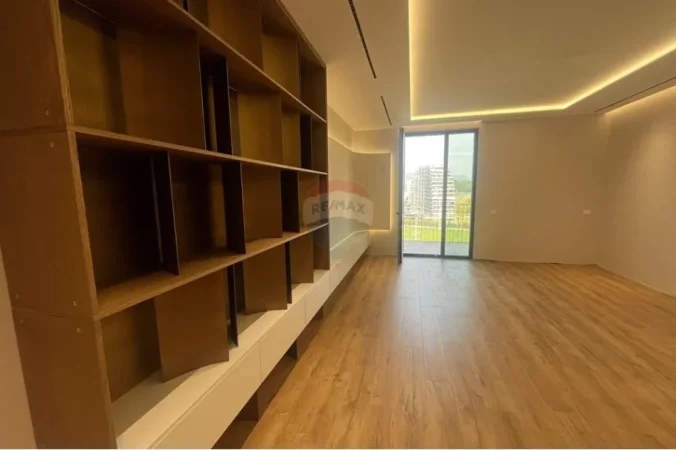 Tirane, shitet 2+1 , 145 m² (Kompleksi Olimpik)