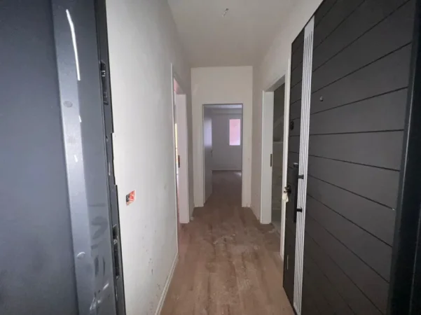 Tirane, shitet apartament 1+1+Ballkon Kati 2, 72 m² 111.000 €