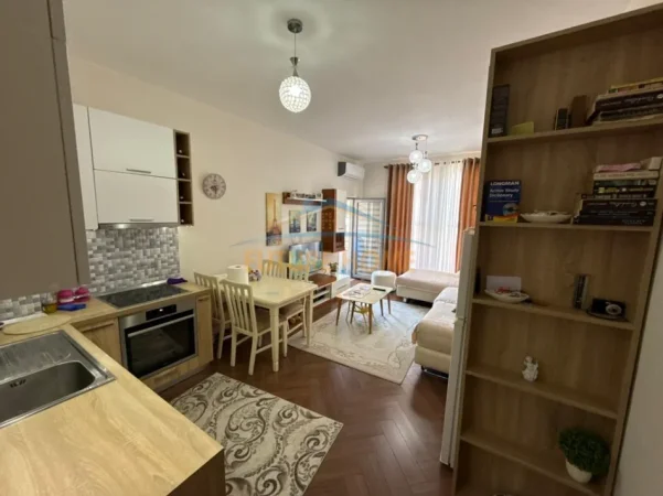 Tirane, shitet apartament 1+1 Kati 6, 66 m² 105.000 € (UNAZA E RE)