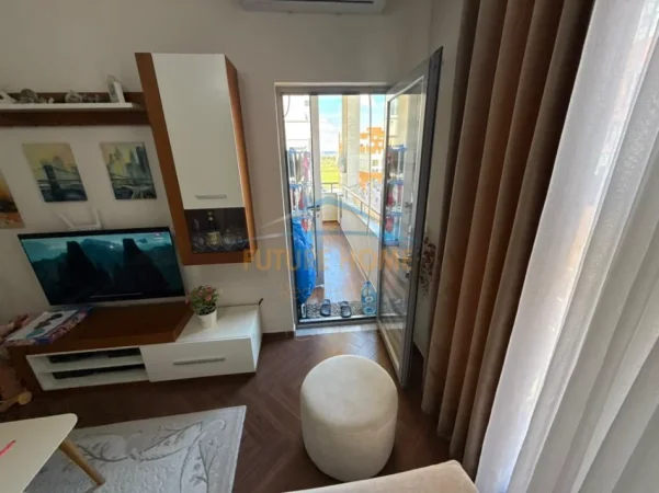 Tirane, shitet apartament 1+1 Kati 6, 66 m² 105.000 € (UNAZA E RE)