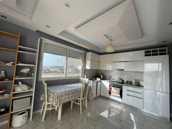 Tirane, shitet apartament 2+1+Ballkon Kati 5, 168 m² 187.000 € (FRESK)