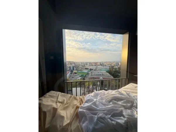 Tirane, jepet me qera apartament Kati 10, 50 m² 450 € (Rruga Bedri Karapici)