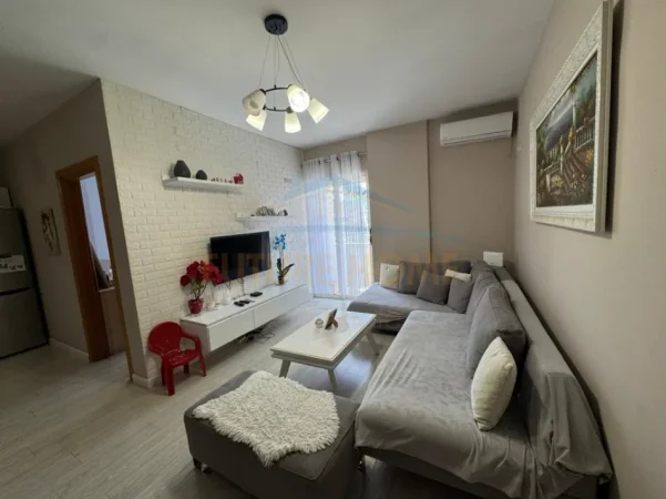 Tirane, shitet apartament 1+1 Kati 3, 64 m² 119.000 € (FABRIKA E MIELLIT)