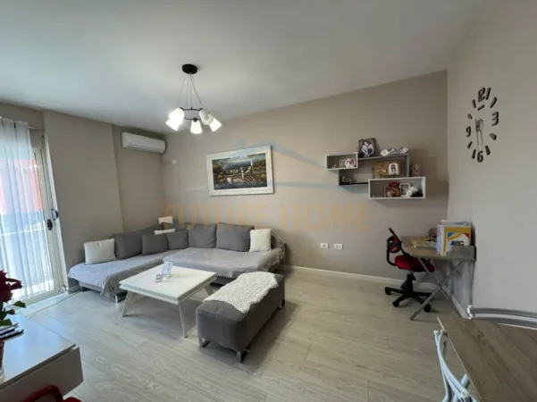 Tirane, shitet apartament 1+1 Kati 3, 64 m² 119.000 € (FABRIKA E MIELLIT)