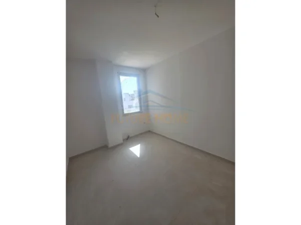 Tirane, shitet apartament 2+1 Kati 3, 104 m² 155.000 € (UNAZA E RE)