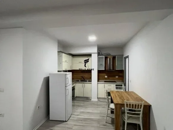 Tirane, jepet me qera apartament 1+1 Kati 1, 65 m² 550 € (DON BOSKO)