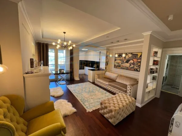 Tirane, jepet me qera apartament 2+1 Kati 3, 108 m² 1.200 € (LIQENI I THATE)