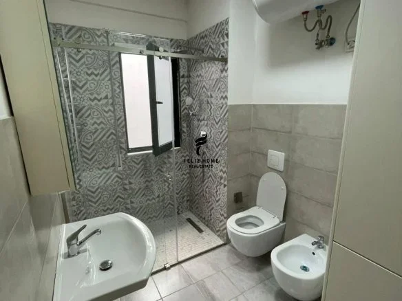 Tirane, jepet me qera apartament 1+1 Kati 5, 73 m² 550 € (ASTIR)