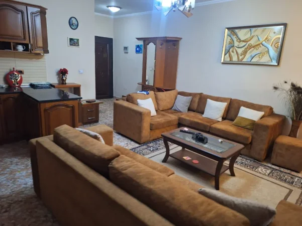 Tirane, jepet me qera apartament 2+1 Kati 3, 103 m² 600 € (Don Bosko)
