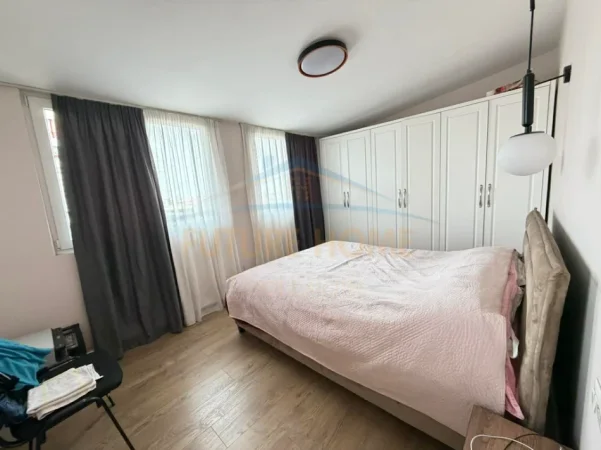 Tirane, shitet apartament 2+1+Verande , Kati 4, 66 m² 187.000 € (RRUGA DRITAN HOXHA)