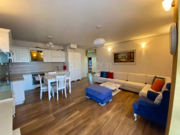Shqiperi, shitet apartament 2+1 Kati 5, 118 m² 230.003 € (Xhammlik)