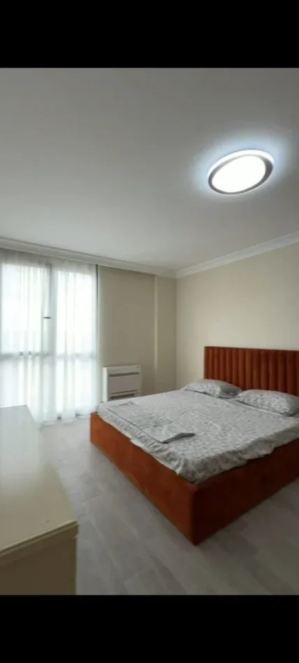 Tirane, jepet me qera apartament 1+1 Kati 5, 67 m² 450 € (Rruga 5 Maji)
