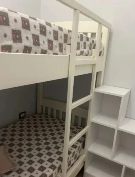 Tirane, jepet me qera apartament 1+1 Kati 3, 75 m² 500 € (Rruga E Kavajes)