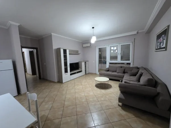 Tirane, jepet me qera apartament 2+1 Kati 6, Astir, prane Bar Oslo, Cmimi: 55.000 Leke/Muaj