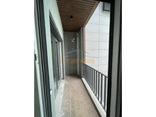 Tirane, shitet apartament 1+1 Kati 7, 54 m² 133.500 € (Henke Residence)